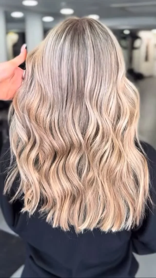 Blonde refresh at Rush Worthing 💇🏼‍♀️🫧💛

Hair by Company Consultant, Emma Jane