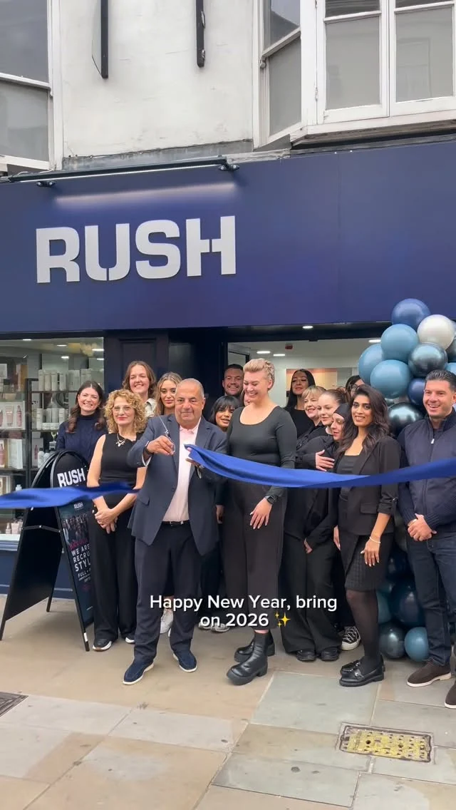 Happy New Year! 🎉 To our wonderful clients and followers - thank you for being part of our journey ❤️ Here’s to a 2026 full of happiness, confidence, and of course, fabulous hair 💇🏼‍♀️✨